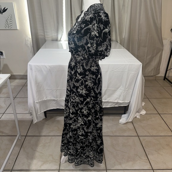 Max Studio Flutter Sleeve Floral Tiered Maxi Dress Black & White Long S-SMALL - Picture 5 of 13